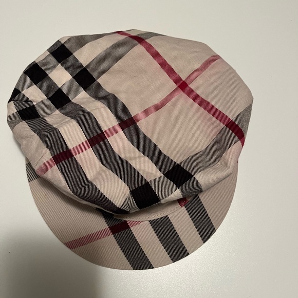 Burberry Newsboy Cap - Picture 2 of 7